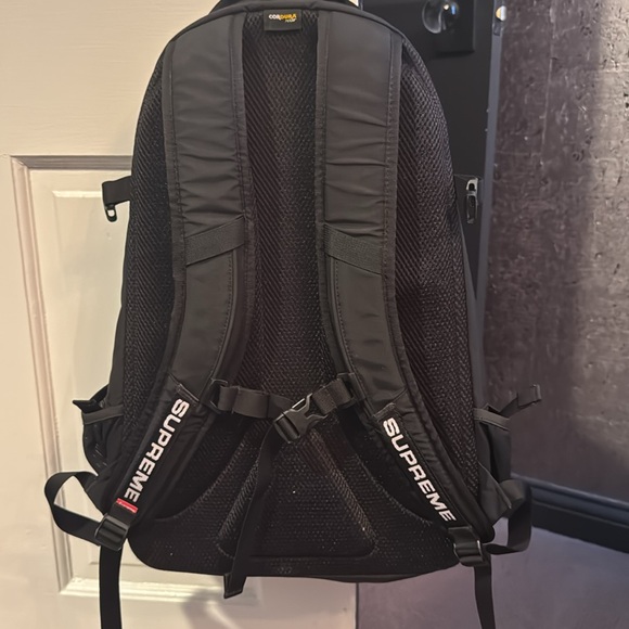SUPREME BACKPACK 🖤 black VERY GOOD condition - Picture 4 of 7